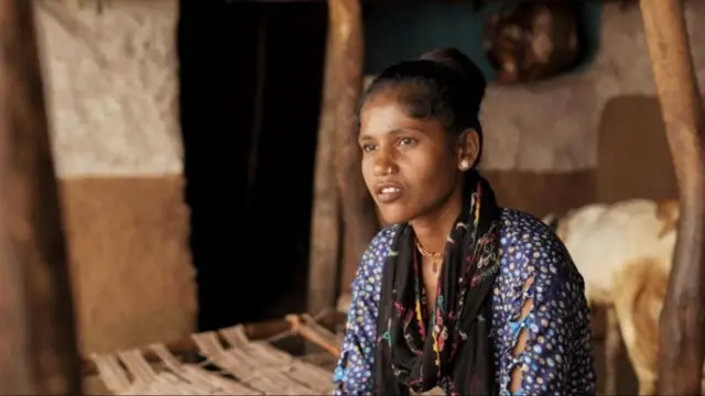 मांगीबाई सांगतात की, आयुष्यात स्वप्नातही पाहण्याची संधी मिळाली नाही.