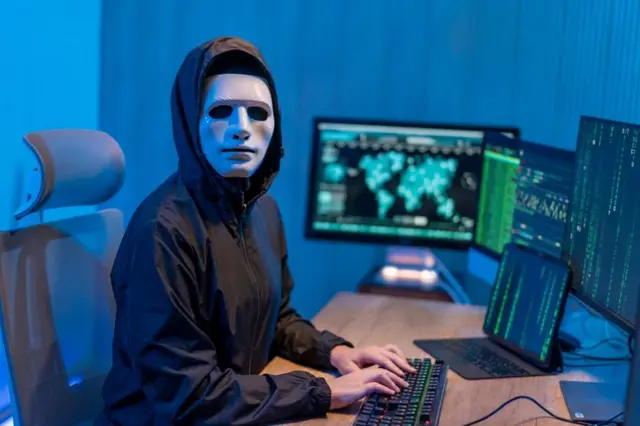 ગુજરાત, ગાંધીનગર, ડિજિટલ અરેસ્ટ, બીબીસી ગુજરાતી