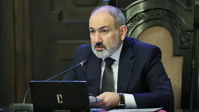 Nikol Paşinyan hökümətin iclasında deyib ki, Azərbaycanla sərhəddən ordu çəkilib yerinə sərhəd qoşunları gələcək