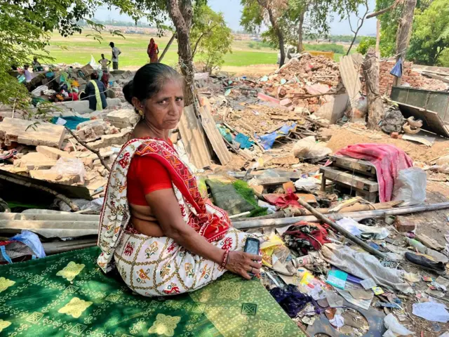 અમદાવાદ ચંડોળા તળાવ વિસ્તાર, ડિમોલિશન, અમદાવાદ મ્યુનિસિપલ કૉર્પોરેશન
