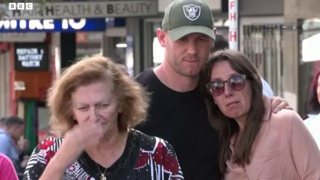 ঘটনায় ক্ষতিগ্রস্তদের শোকার্ত পরিবার ও স্বজনেরা। 