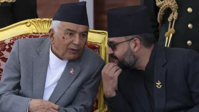 राष्ट्रपति रामचन्द्र पौडेलका साथ प्रधानमन्त्री बालेन