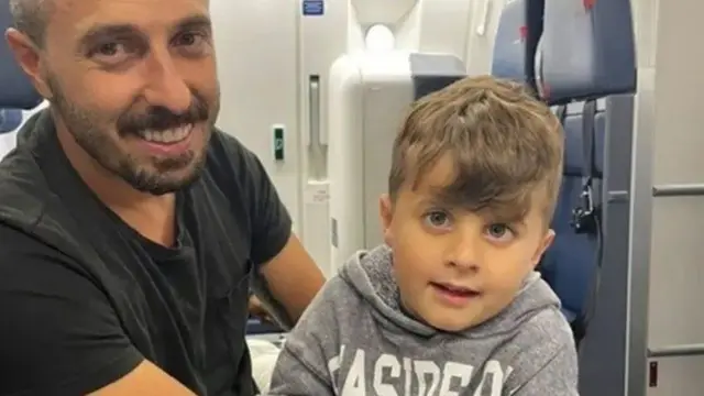 "Aragga liita ee carruurta yaryar waxay saameyn xun ku leedahay koritaankooda iyo horumarkooda."