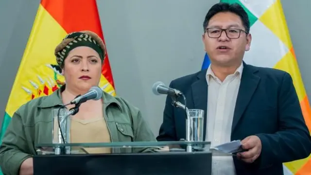 La ministra de la Presidencia, María Nela Prada, y el vicecanciller de Exteriores, Freddy Mamani.