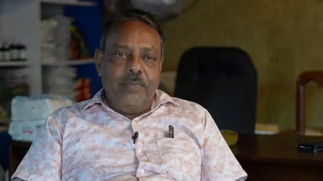 બિશ્વજિત સાધુ કહે છે કે તેમના પડોશમાં રહેતાં મોટાભાગના હિંદુઓ સ્થળાંતર કરી ગયાં છે