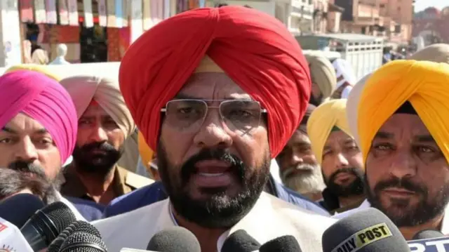 અમેરિકા, ગેરકાયદે, પ્રવાસી, ભારત, અમૃતસર, બીબીસી ગુજરાતી, ટ્રમ્પ, વિઝા, ગ્રીનકાર્ડ