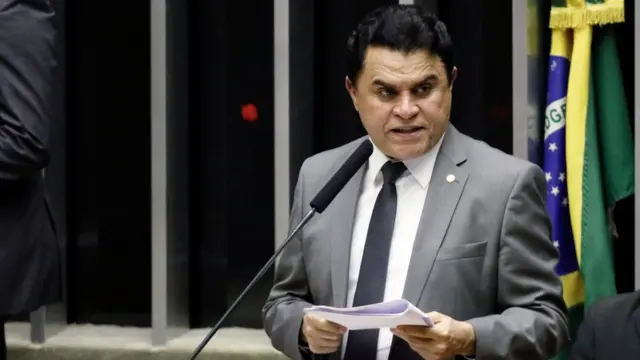 Deputado Wilson Santiago (PTB-PB)