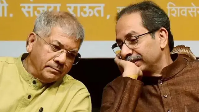 प्रकाश आंबेडकर आणि उद्धव ठाकरे