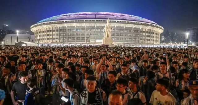 அர்ஜென்டினா, கால்பந்து, சீனா