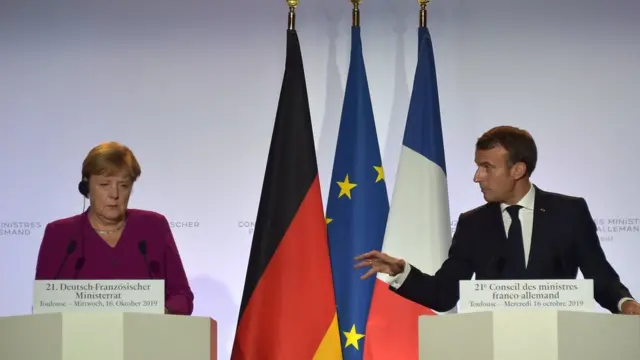 Almanya ve Fransa Türkiye'ye silah satışına kısıtlama getirse de diğer ülkelerin AB genelinde Türkiye'ye yönelik silah ambargosu çıkarma girişimi sonuç vermedi