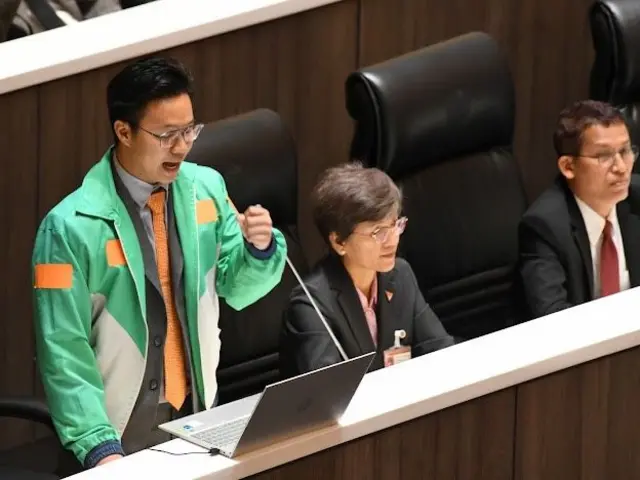 สส.ก้าวไกล