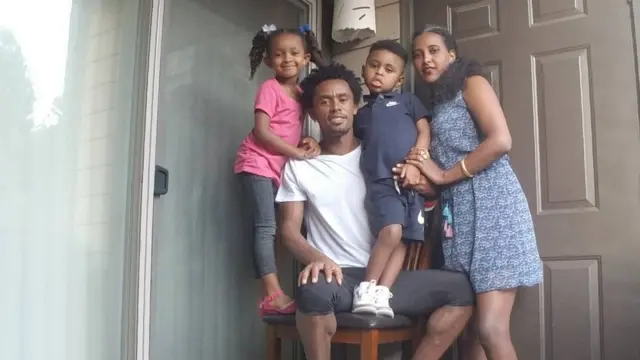 ፍይሳ እና ቤተሰቦቹ