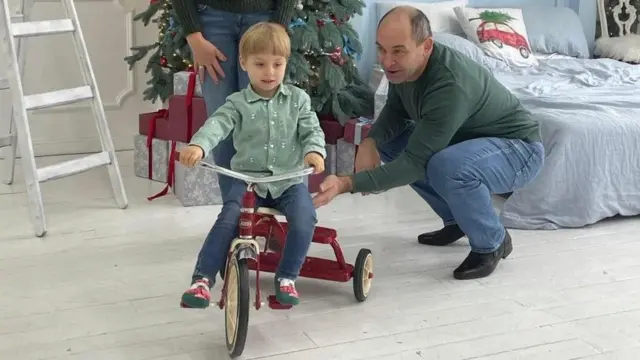 Família no Natal com o neto