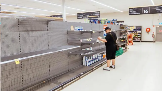 روزگار کرونایی: چرا مردم هول می‌زنند؟