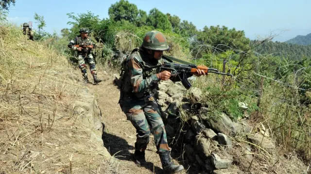 భారత సైనికులు