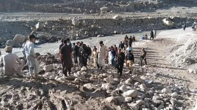 پھنسے ہوئے لوگ