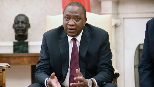 Prezida Uhuru Kenyatta avuga ko bazohiga uwo wese yafashije abagavye igitero c'ejo kw'ihoteli i Nairobi