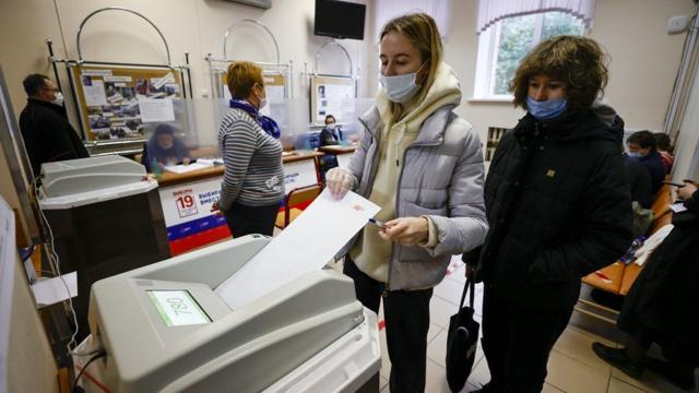 أحد أقلام الاقتراع في الانتخابات البرلمانية الروسية