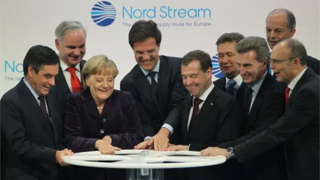 Вентиль першої гілки "Північного потоку" радісно відкривали і росіяни, і європейці