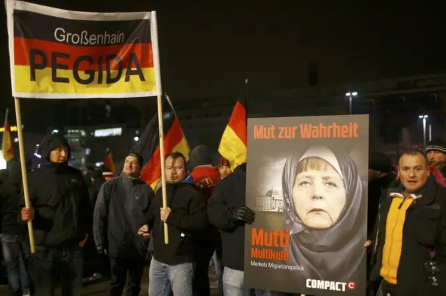 Uma manifestação do movimento Pegida9 bet com pagaLeipzig,9 bet com pagajaneiro9 bet com paga2015