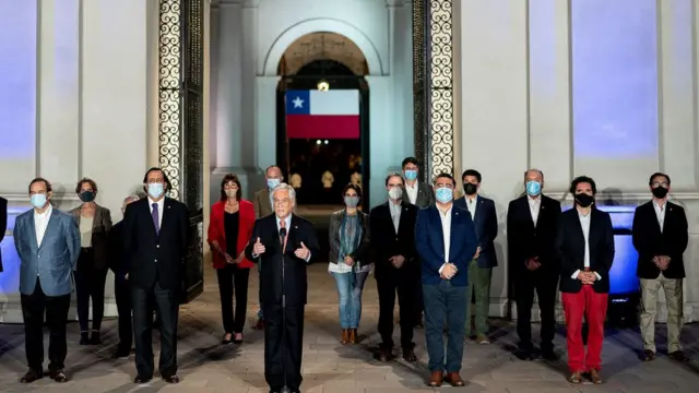 Sebastián Piñera habló desde el Palacio de la ;Moneda