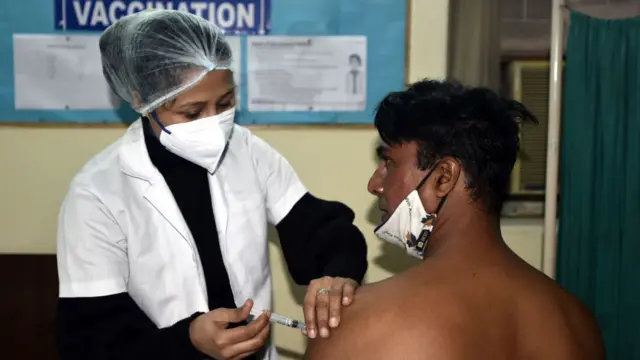 कोरोना लस