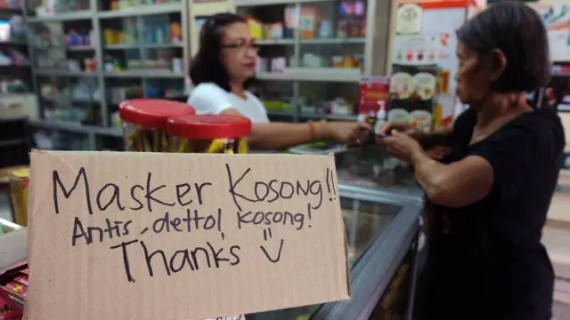 masker dan cairan antiseptik langka