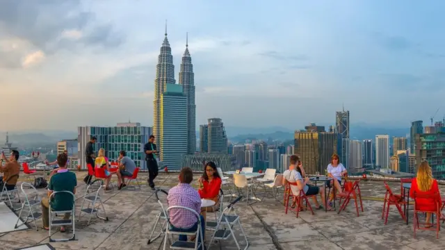 多元文化在吉隆坡交汇融合。初来乍到者总能在吉隆坡发现新奇不断。