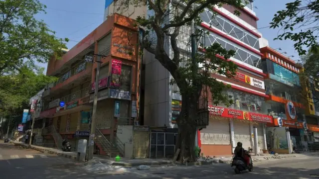 Все торговые центры в Бангалоре закрыты