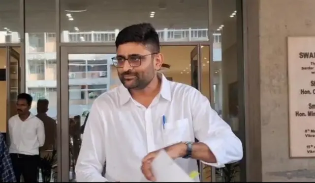 ગોપાલ ઇટાલીયાએ મુખ્મંત્રીને રજૂઆત કરી હતી.