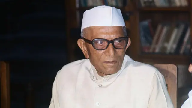 মোরারজি দেশাই