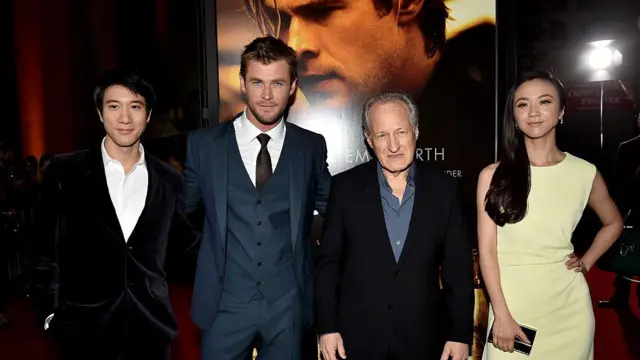 Leehon Wang, Chris Hemsworth, sutradara Michael Mann dan aktris Tang Wei tiba di pemutaran perdana "Blackhat".