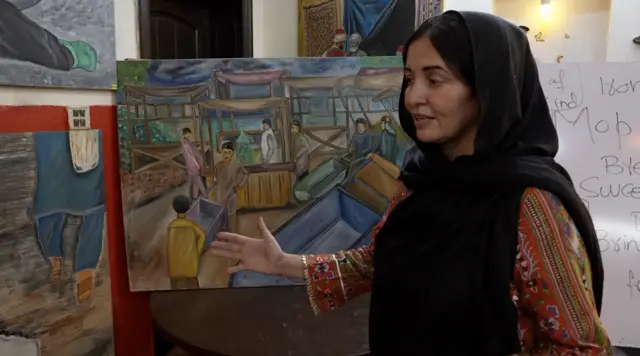 سٹریٹ چلڈرن: کچرا اٹھانے سے پینٹنگ بنا کر کمانے تک کا سفر