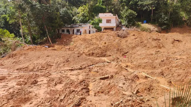 இலங்கை நிலச்சரிவு