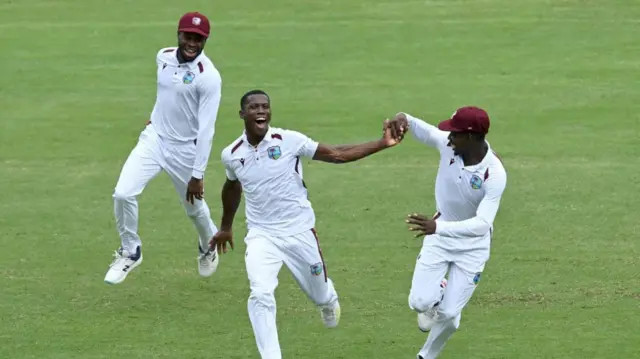 क्रिकेट