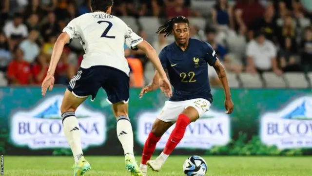 Michael Olise wen e dey play for France U18