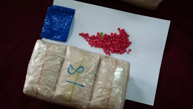 নানা কৌশলে পাচার করা হয় ইয়াবা।