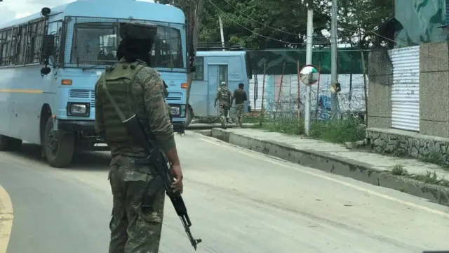 સુરક્ષાદળો