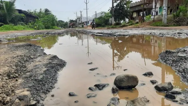 ఏపీలో రోడ్లు