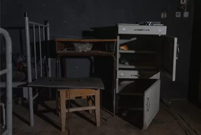 Intérieur d'un bunker d'un avant-poste arménien