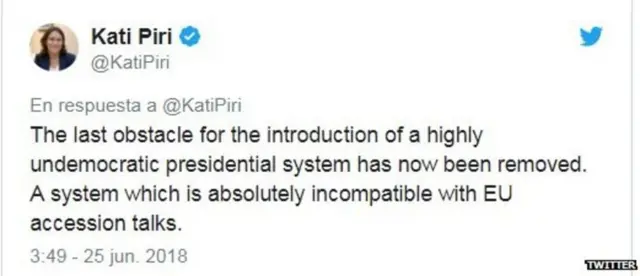 કેટી પીરી દ્વારા ટ્વીટ કરવામાં આવ્યું