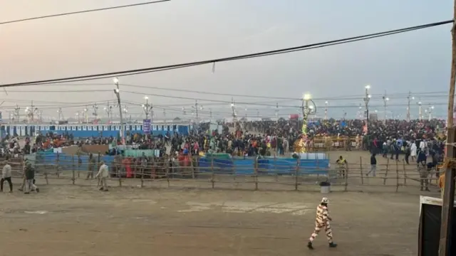 બીબીસી ગુજરાતી કુંભમેળો પ્રયાગરાજ ભાગદોડ ઉત્તર પ્રદેશ ગંગાસ્નાન