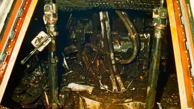 మంటల్లో కాలిన అపోలో 1