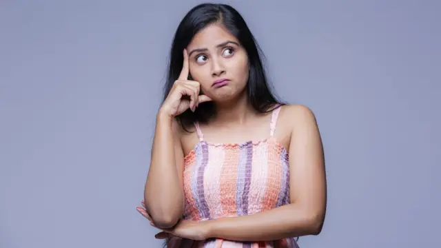 मानसिक आरोग्यः झोप न झाल्यामुळे मानसिक आरोग्यावर कसा परिणाम होतो?