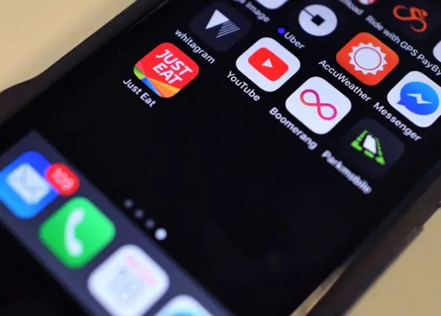 મોબાઇલ ફોનની તસવીર