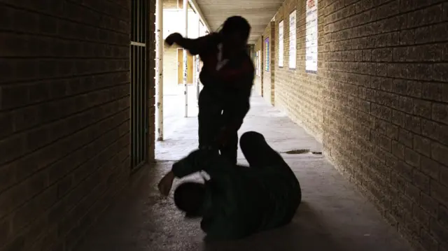 દલિત યુવાન પર હુમલો