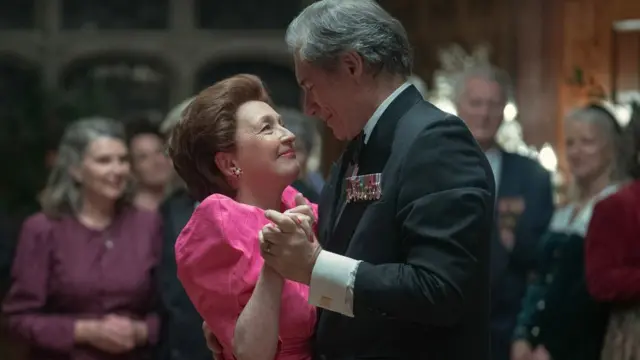 Lesley Manville interpreta a princesa Margaret na nova temporadaroulette d alembert"The Crown"