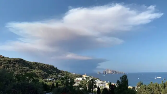 بركان إيطاليا