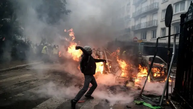 شورش‌های روز شنبه پاریس