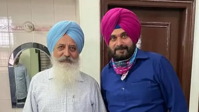 ਨਵਜੋਤ ਸਿੰਘ ਸਿੱਧੂ ਅਤੇ ਮਾਲਵਿੰਦਰ ਸਿੰਘ ਮੱਲੀ